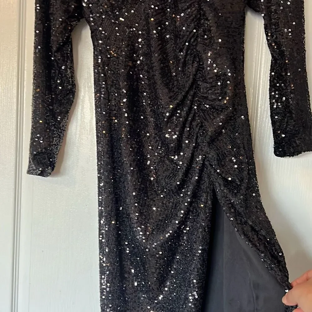 Alexia Admor Silena Sequin Ruched Midi Dress - Picture 3 of 7